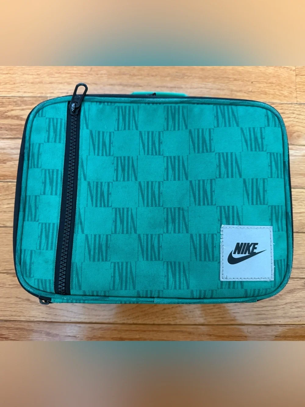 Nike Kids Lunchbox